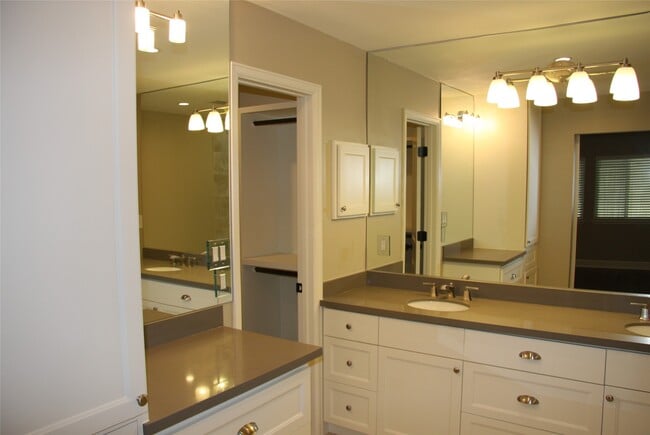 property at 2227 Highland Hills Dr