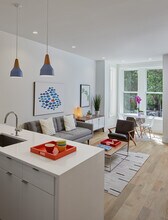 1739 17TH ST NW, Unit Apt 2 in Washington, DC - Foto de edificio - Building Photo