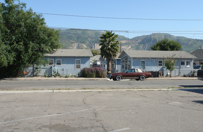 916-926 Yale St in Santa Paula, CA - Building Photo - Building Photo