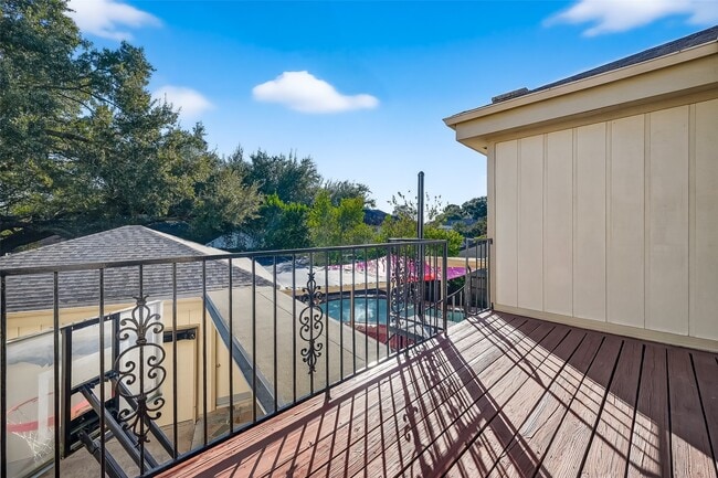 1698 Creekside Dr in Sugar Land, TX - Building Photo - Building Photo