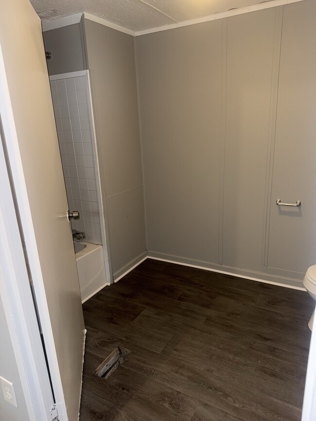 1409 Bartley Ct in Florence, SC - Building Photo - Building Photo