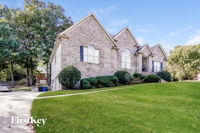 property at 6209 Shades Pointe Ln