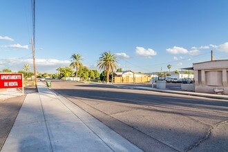 The Casitas in Phoenix, AZ - Building Photo - Building Photo