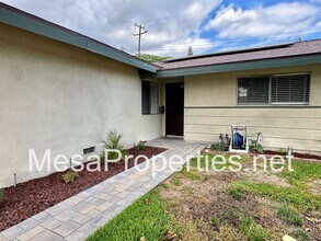 9043 Geneva Ave in Montclair, CA - Building Photo - Building Photo