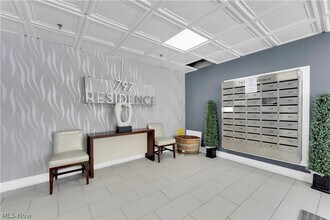 797 E Market St in Akron, OH - Building Photo - Building Photo