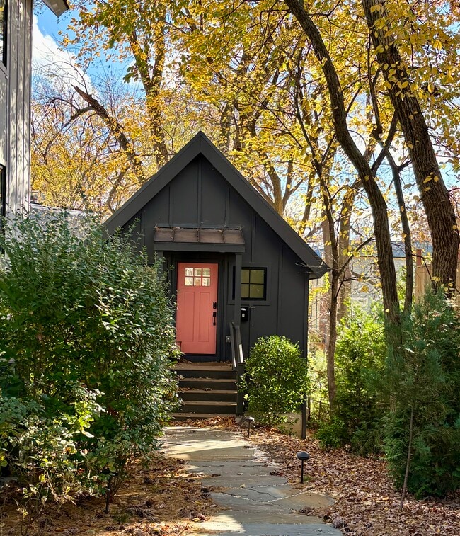 property at 1265 Hamlin St NE