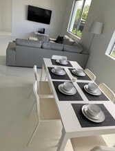 520 Foster Rd in Hallandale Beach, FL - Building Photo - Building Photo