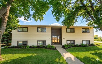 Mesa Heights Apartments in Sioux Falls, SD - Building Photo