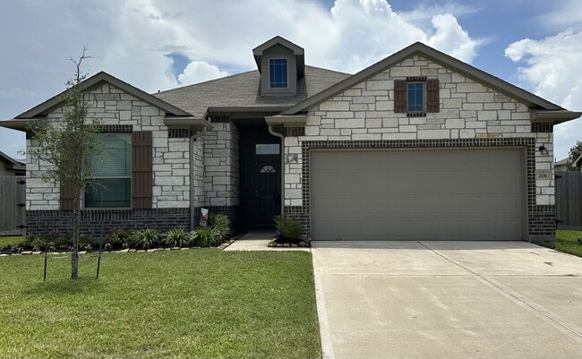 property at 206 White Wing Ln