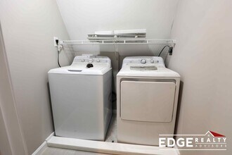 66 Quint Ave, Unit 2 in Boston, MA - Foto de edificio - Building Photo