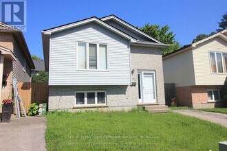 893 Lawson Rd in London, ON - Building Photo - Building Photo