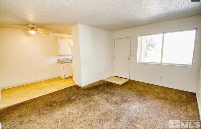 510 Country Village Dr in Carson City, NV - Building Photo - Building Photo