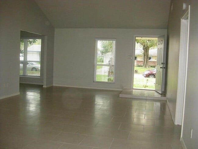 1907 Sedgie Dr in Houston, TX - Building Photo - Building Photo