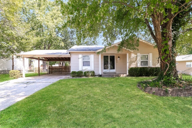 property at 1406 De Porres Ln