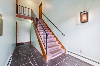 1916 N 44th Ave, Unit # 2 in Minneapolis, MN - Building Photo - Building Photo