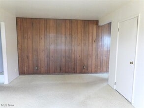 56 Wilmette Ln in Youngstown, OH - Building Photo - Building Photo