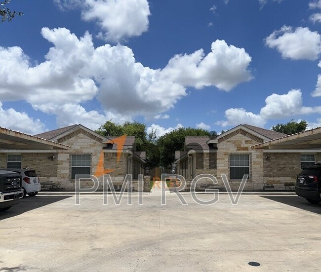 property at 300 W Albatross Ave