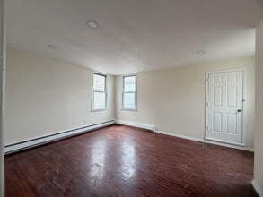 269 Avenue B in Bayonne, NJ - Building Photo - Building Photo