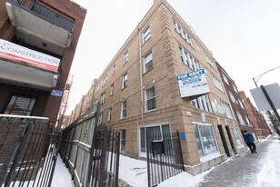 5662 N Ridge Ave in Chicago, IL - Building Photo