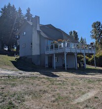 10934 SE Olympiad Dr in Port Orchard, WA - Building Photo - Building Photo