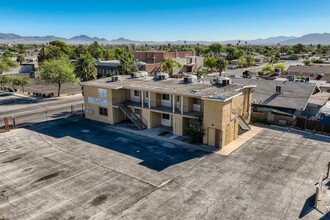 1417 E Cartier Ave in North Las Vegas, NV - Building Photo - Building Photo