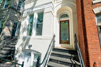 1214 Linden Pl NE in Washington, DC - Building Photo - Building Photo