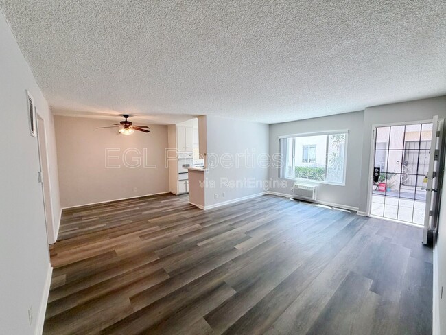 property at 362 N San Vicente Blvd