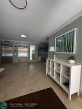 3200 N Palm Aire Dr in Pompano Beach, FL - Building Photo - Building Photo