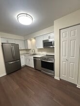 2331 Ogden Ave in Downers Grove, IL - Building Photo - Building Photo