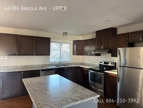 46384 Angela Ave in Chilliwack, BC - Building Photo - Building Photo