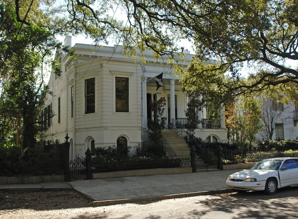 2228 St Charles Ave in New Orleans, LA - Building Photo