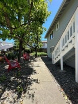 619 Military E in Benicia, CA - Building Photo