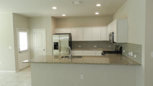 9902 Baden Ln in Austin, TX - Building Photo - Building Photo