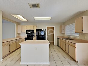 6322 Regency Ct in San Antonio, TX - Building Photo - Building Photo