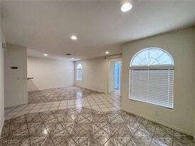 1800 S Edmond St in Las Vegas, NV - Building Photo