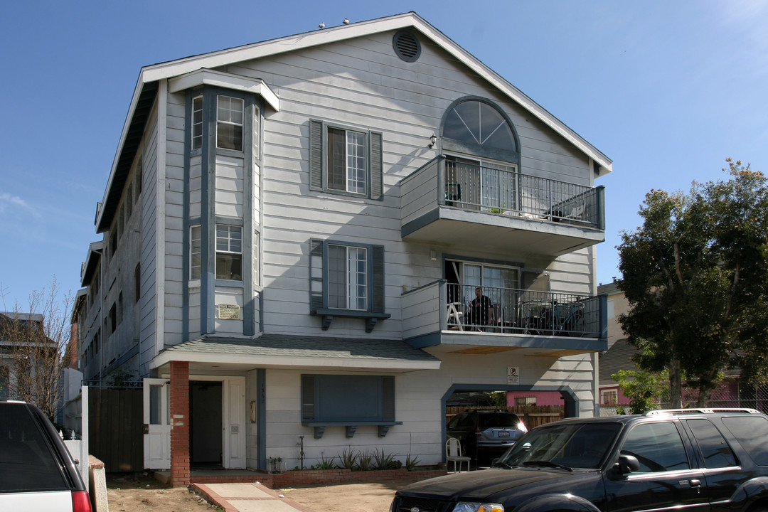 1368 Molino Ave in Long Beach, CA - Foto de edificio