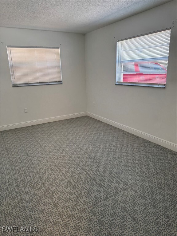property at 3325 Airport-Pulling Rd N