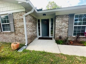 14066 Inlet Dr in Jacksonville, FL - Building Photo - Building Photo