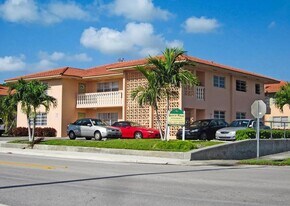 431 W Camino Real in Boca Raton, FL - Building Photo