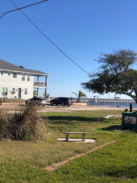1005 E Lamar St in Rockport, TX - Foto de edificio - Building Photo