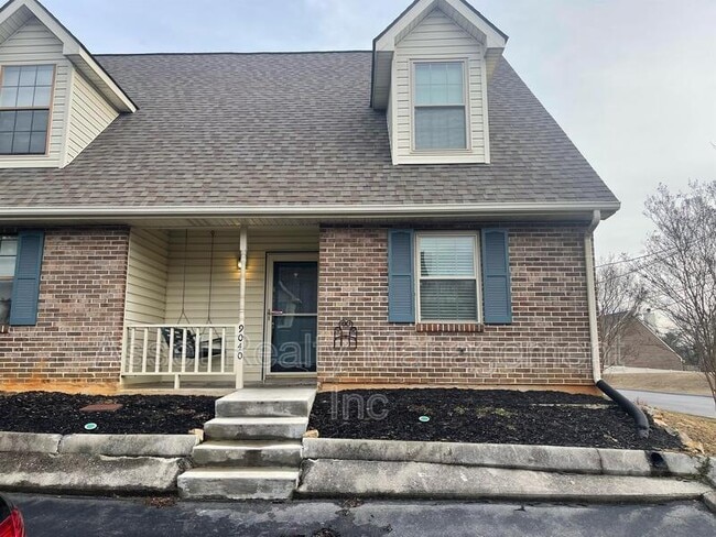 property at 9040 Fountain Brook Ln