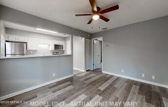5436 101st St-Unit -1 in Jacksonville, FL - Building Photo - Building Photo