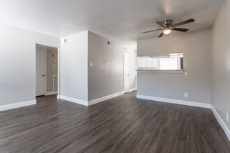 Fieldstone Apartments in Pasadena, TX - Foto de edificio - Interior Photo