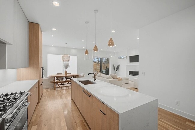 property at 2510 Barclay Dr