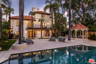 17230 Silver Ln in Los Angeles, CA - Building Photo