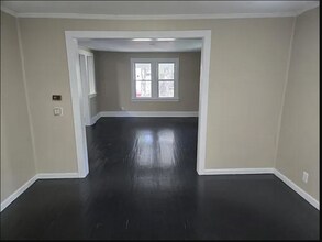 1135 Crosby St in Rockford, IL - Foto de edificio - Building Photo