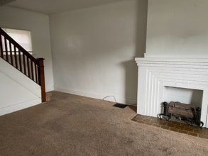 328 Robbins Ave in Niles, OH - Building Photo - Building Photo