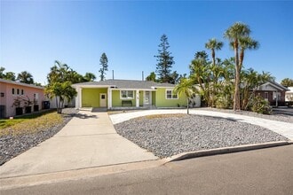 350 81st Ave in St Pete Beach, FL - Building Photo - Building Photo