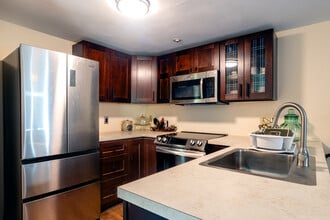Cherry Hill Apartments in Newmarket, NH - Building Photo - Interior Photo