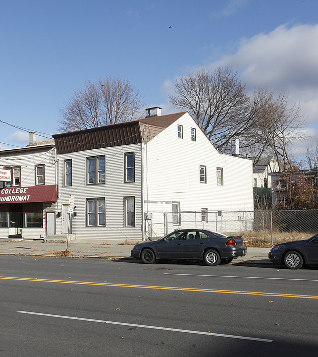 447 Washington Ave in Albany, NY - Foto de edificio